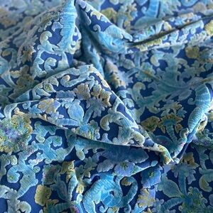 Bates Blue Floral VelvetRaised Soft Quilt